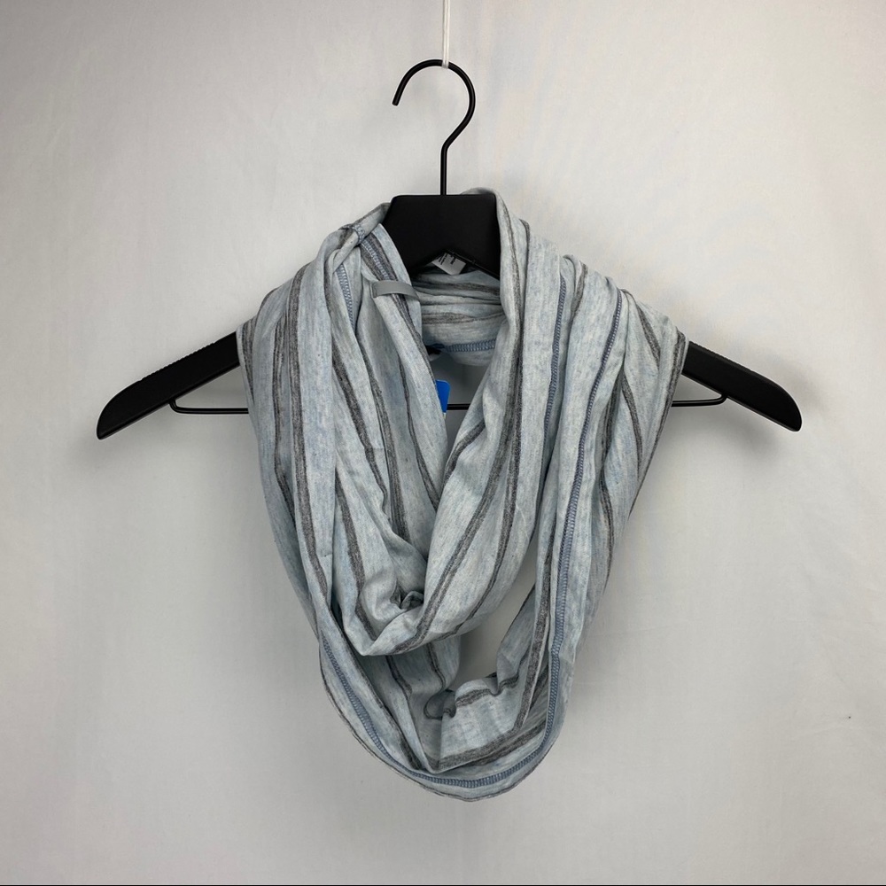 NWT COLUMBIA super soft infinity scarf